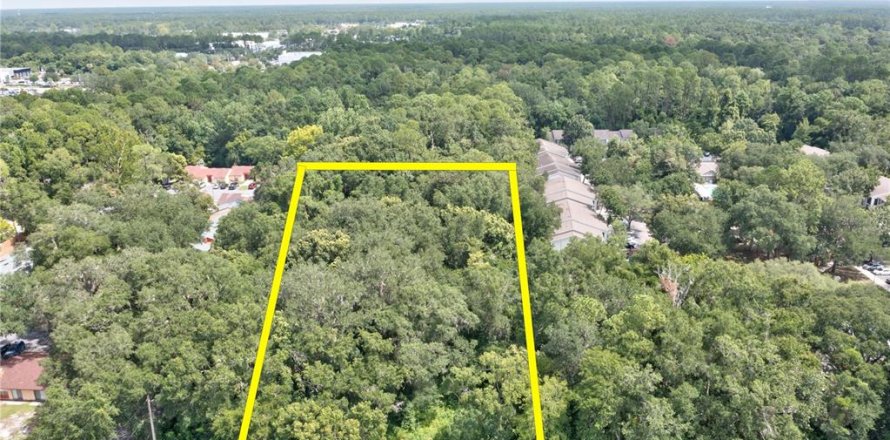 Land in Gainesville, Florida № 2166492
