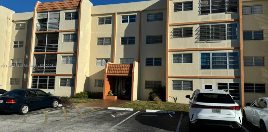 Condo à Lauderhill, Floride, 2 chambres  № 1831029