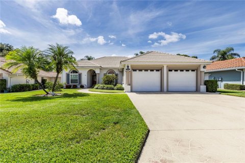 Villa ou maison à vendre à Winter Haven, Floride: 3 chambres, 234.39 m2 № 1906252 - photo 2