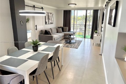 Купить кондоминиум в Авентура, Флорида 2 спальни, 92.34м2, № 2012840 - фото 2