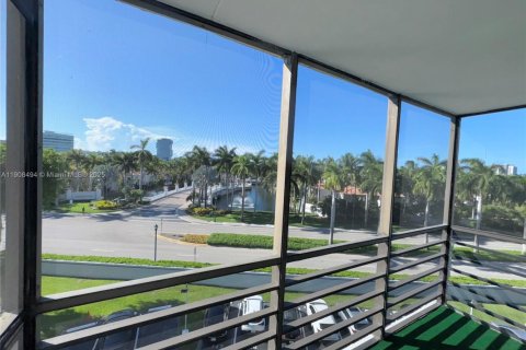 Купить кондоминиум в Авентура, Флорида 2 спальни, 92.34м2, № 2012840 - фото 27