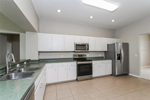 Villa ou maison à vendre à Lakeland, Floride: 4 chambres, 192.96 m2 № 1732950 - photo 7