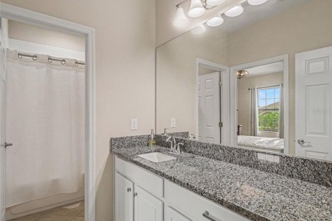 Купить виллу или дом в Ривервью, Флорида 13 комнат, 453.36м2, № 2101437 - фото 17