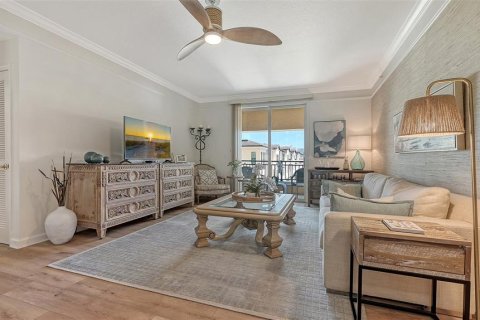 Condo in Sarasota, Florida, 2 bedrooms  № 2325035 - photo 10