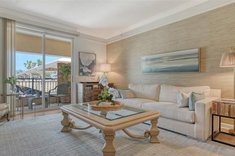 Condo in Sarasota, Florida, 2 bedrooms  № 2325035 - photo 11