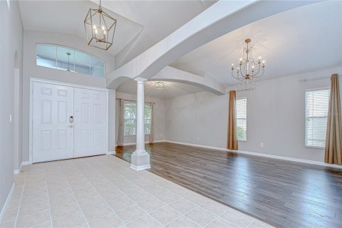 House in Fish Hawk, Florida 4 bedrooms, 239.78 sq.m. № 1812886 - photo 3