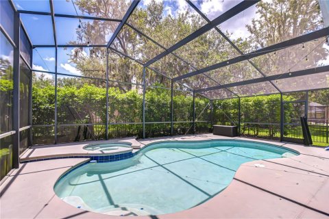 House in Fish Hawk, Florida 4 bedrooms, 239.78 sq.m. № 1812886 - photo 25