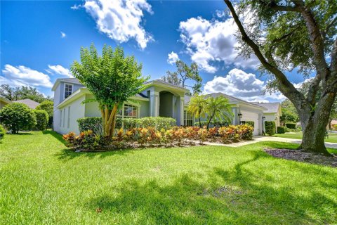 House in Fish Hawk, Florida 4 bedrooms, 239.78 sq.m. № 1812886 - photo 28