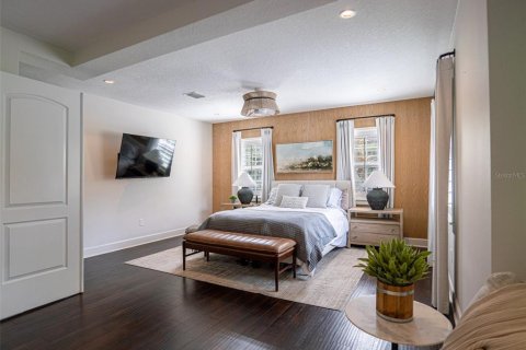 House in Winter Park, Florida 4 bedrooms, 214.6 sq.m. № 1521970 - photo 16