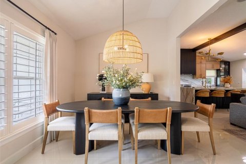 House in Winter Park, Florida 4 bedrooms, 214.6 sq.m. № 1521970 - photo 30