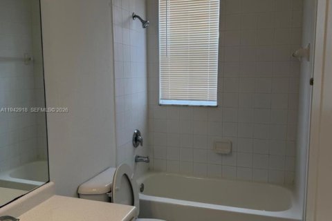 Copropriété à louer à Homestead, Floride: 3 chambres, 98.48 m2 № 1999233 - photo 13