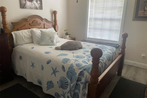 Condo in Saint Petersburg, Florida, 1 bedroom  № 1602937 - photo 10