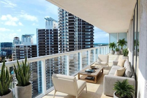Copropriété à louer à Miami Beach, Floride: 2 chambres, 127.28 m2 № 2020279 - photo 3