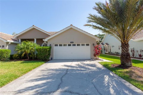 House in Palm Harbor, Florida 3 bedrooms, 173.73 sq.m. № 1781322 - photo 2