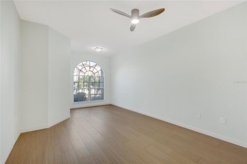 House in Palm Harbor, Florida 3 bedrooms, 173.73 sq.m. № 1781322 - photo 9