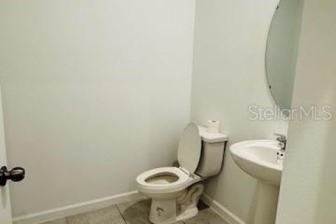 Townhouse in Kissimmee, Florida 3 bedrooms, 135.64 sq.m. № 1912456 - photo 10