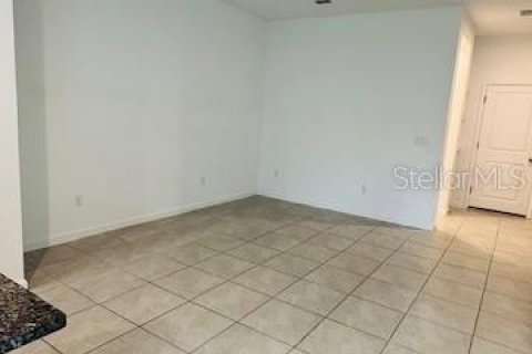 Townhouse in Kissimmee, Florida 3 bedrooms, 135.64 sq.m. № 1912456 - photo 12