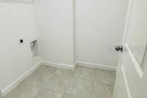 Townhouse in Kissimmee, Florida 3 bedrooms, 135.64 sq.m. № 1912456 - photo 23