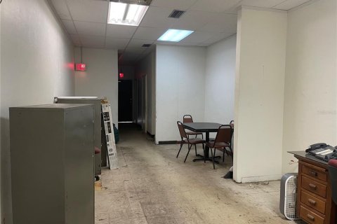 Immobilier commercial à louer à Gainesville, Floride: 96.62 m2 № 1533055 - photo 18