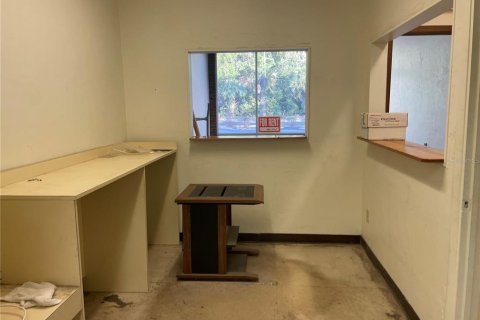 Immobilier commercial à louer à Gainesville, Floride: 96.62 m2 № 1533055 - photo 14