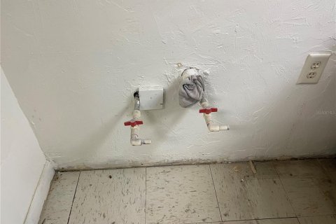 Immobilier commercial à louer à Gainesville, Floride: 96.62 m2 № 1533055 - photo 28