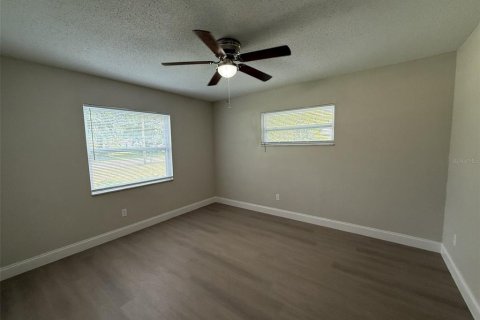 Villa ou maison à vendre à Apopka, Floride: 3 chambres, 142.05 m2 № 1870291 - photo 13