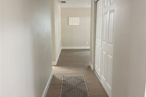 Villa ou maison à vendre à Apopka, Floride: 3 chambres, 142.05 m2 № 1870291 - photo 4