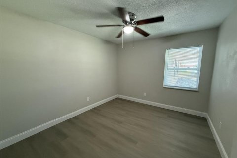 Villa ou maison à vendre à Apopka, Floride: 3 chambres, 142.05 m2 № 1870291 - photo 16