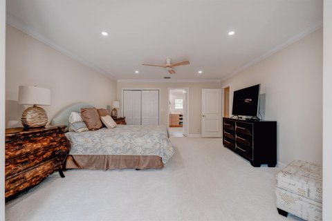 House in Palm Beach Gardens, Florida 3 bedrooms, 288.83 sq.m. № 2184640 - photo 28