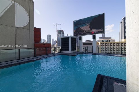 Hotel in Miami, Florida 31.68 sq.m. № 2089563 - photo 2