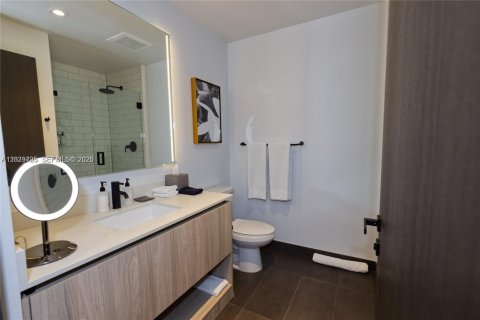 Hotel in Miami, Florida 31.68 sq.m. № 2089563 - photo 15