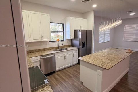 Casa en venta en Miami, Florida, 3 dormitorios, 182.55 m2 № 2003873 - foto 18