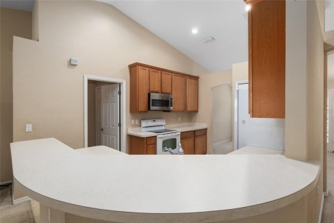 House in Ocala, Florida 4 bedrooms, 178.28 sq.m. № 1442210 - photo 16