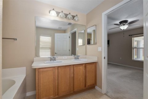 House in Ocala, Florida 4 bedrooms, 178.28 sq.m. № 1442210 - photo 25