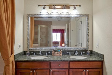 Condo in Four Corners, Florida, 3 bedrooms  № 1770952 - photo 23