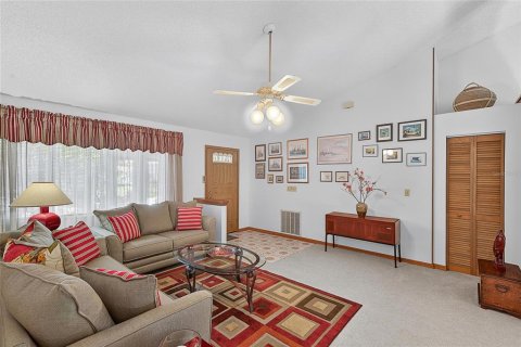 House in Palm Coast, Florida 3 bedrooms, 184.6 sq.m. № 1885179 - photo 11