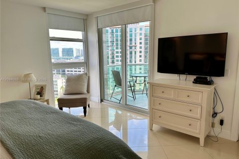 Condominio en venta en Sunny Isles Beach, Florida, 2 dormitorios, 148.92 m2 № 2352671 - foto 25