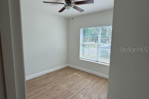 House in Lakeland, Florida 4 bedrooms, 124.21 sq.m. № 1913250 - photo 2