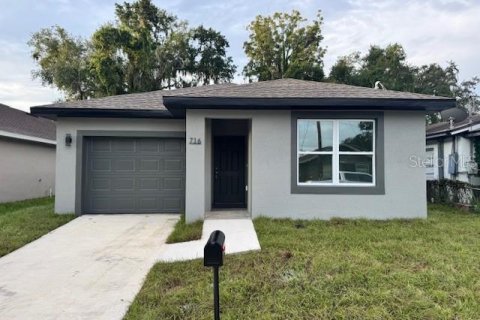 House in Lakeland, Florida 4 bedrooms, 124.21 sq.m. № 1913250 - photo 1