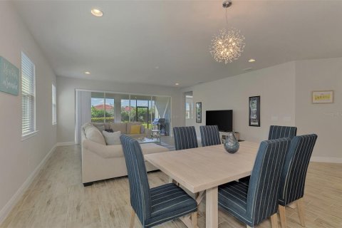 Villa ou maison à vendre à Sarasota, Floride: 2 chambres, 213.49 m2 № 2423705 - photo 24
