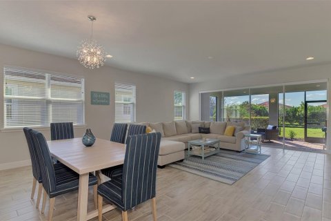Villa ou maison à vendre à Sarasota, Floride: 2 chambres, 213.49 m2 № 2423705 - photo 25