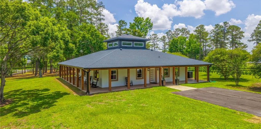 Casa en Ocala, Florida 4 dormitorios, 240.62 m2 № 2221358