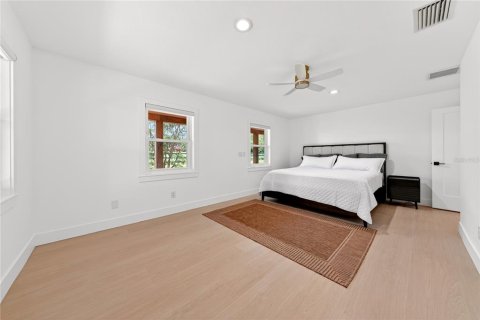 Casa en venta en Ocala, Florida, 4 dormitorios, 240.62 m2 № 2221358 - foto 28