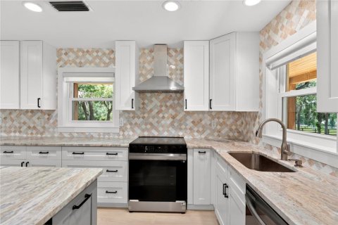 Casa en venta en Ocala, Florida, 4 dormitorios, 240.62 m2 № 2221358 - foto 26