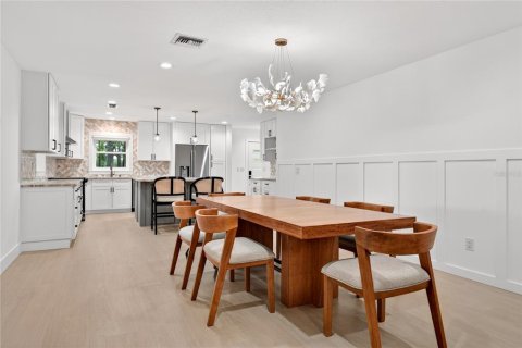 Casa en venta en Ocala, Florida, 4 dormitorios, 240.62 m2 № 2221358 - foto 14