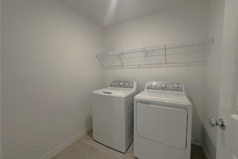 Casa en alquiler en Punta Gorda, Florida, 6 dormitorios, 228.82 m2 № 2198365 - foto 28