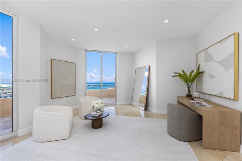 Condominio en venta en Miami, Florida, 5 dormitorios, 473.52 m2 № 1964148 - foto 22
