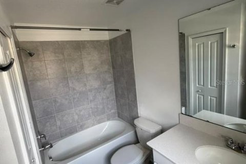Touwnhouse à vendre à Winter Garden, Floride: 4 chambres, 185.06 m2 № 2386593 - photo 7