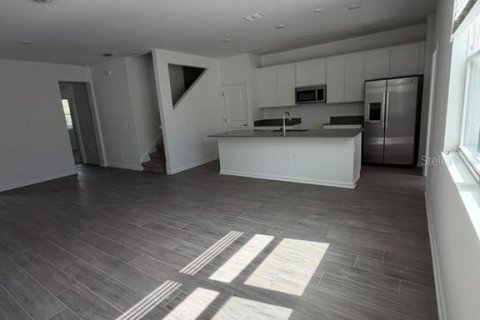 Touwnhouse à vendre à Winter Garden, Floride: 4 chambres, 185.06 m2 № 2386593 - photo 2