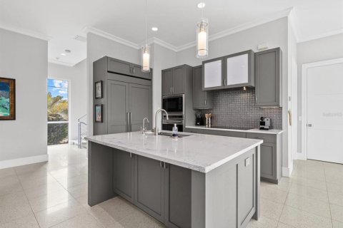 Casa en venta en Longboat Key, Florida, 4 dormitorios, 285.95 m2 № 1547490 - foto 17